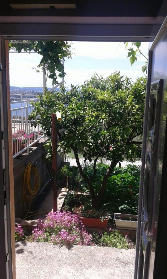 Apartment Paolo Šibenik Exteriör bild